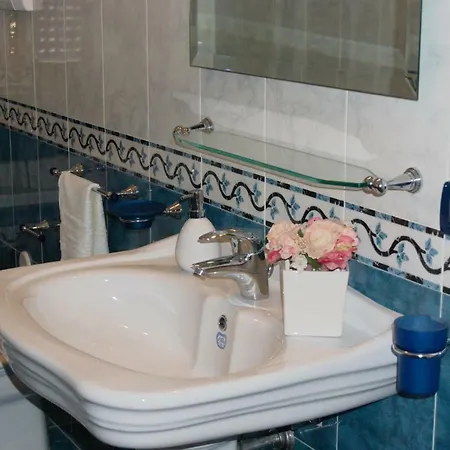 Διαμέρισμα Neverending Sea Luxury In Center Σαλέρνο